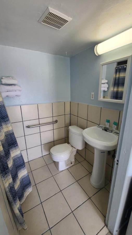 Green Spot Motel Вікторвілл Екстер'єр фото